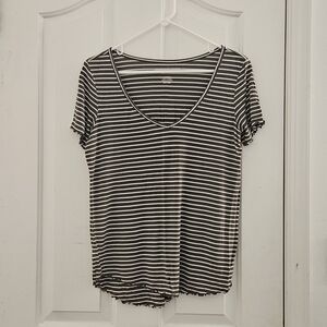 American Eagle Outfitters Green and White Striped V-Neck Tee